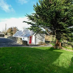  Holiday home The Hillside